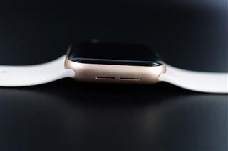 APPLE WATCH SERIES 4 MU682LL/A 40MM
